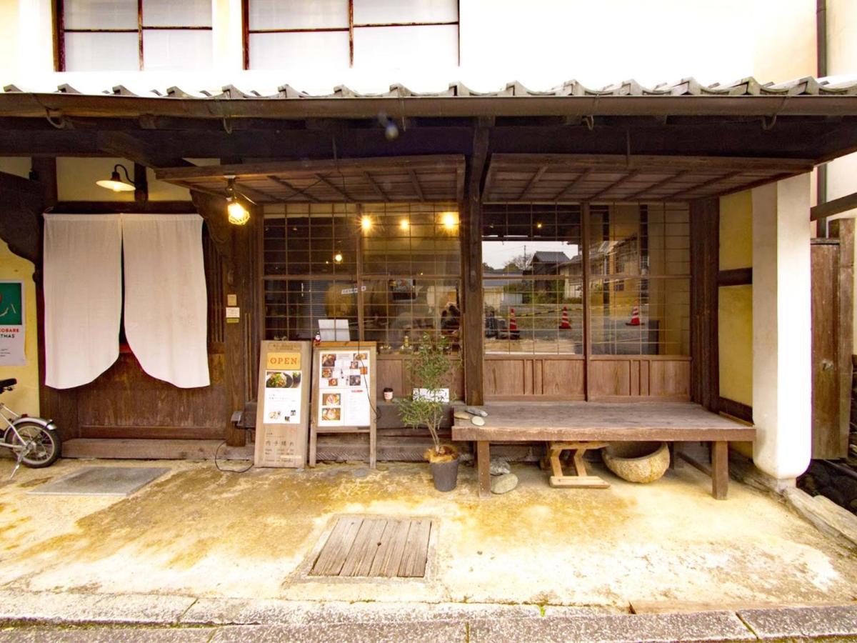 Hostel & Tatami Bar Uchikobare -内子晴れ- Ngoại thất bức ảnh