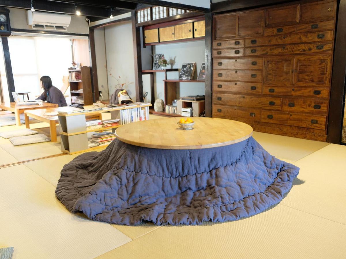 Hostel & Tatami Bar Uchikobare -内子晴れ- Ngoại thất bức ảnh