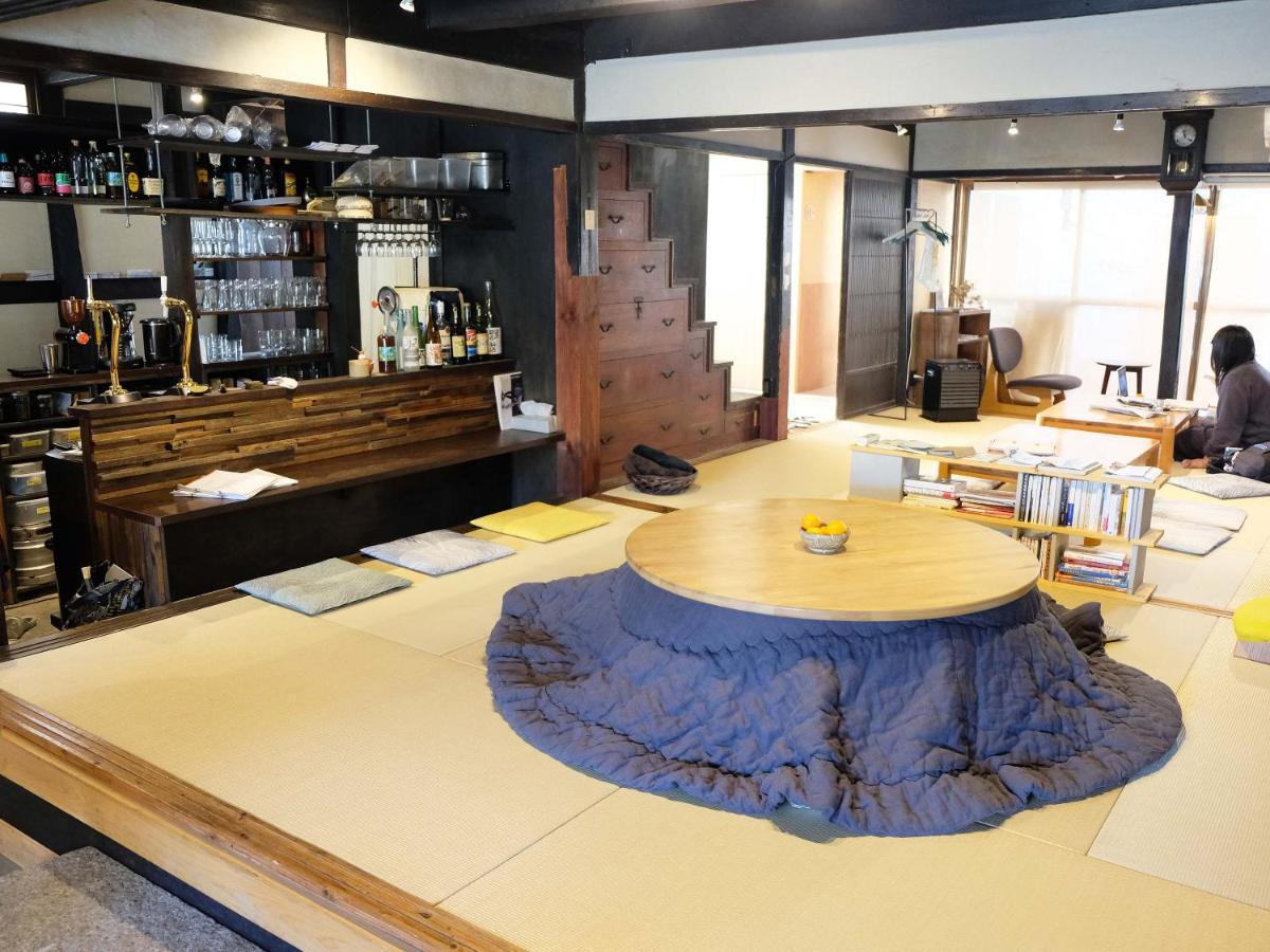 Hostel & Tatami Bar Uchikobare -内子晴れ- Ngoại thất bức ảnh