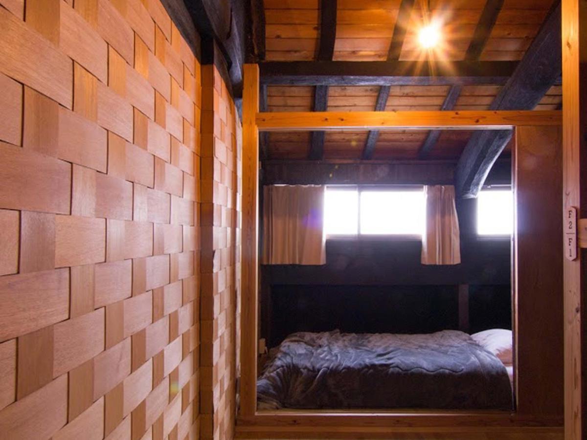 Hostel & Tatami Bar Uchikobare -内子晴れ- Ngoại thất bức ảnh