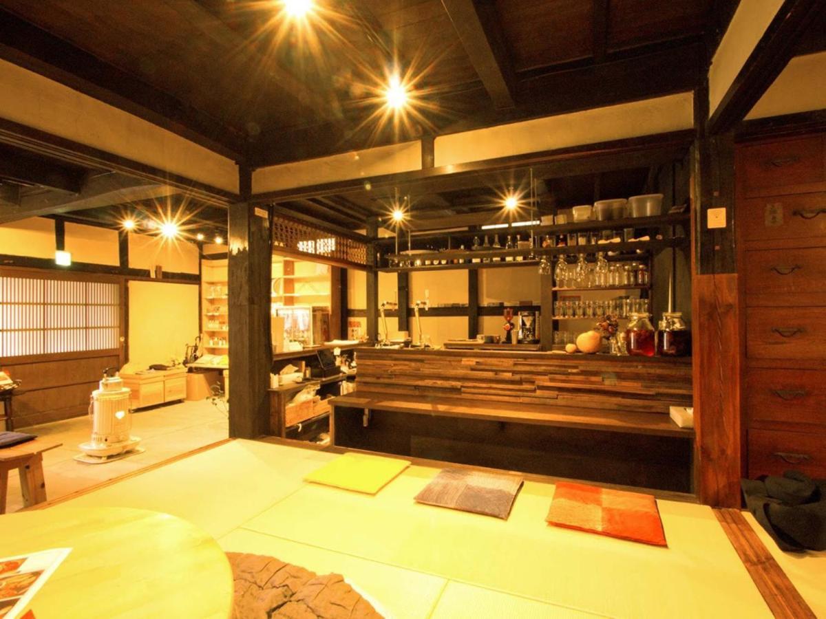 Hostel & Tatami Bar Uchikobare -内子晴れ- Ngoại thất bức ảnh