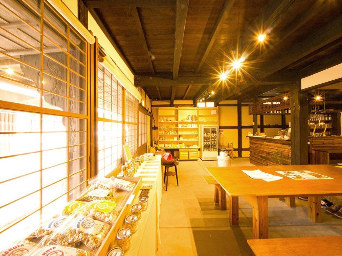 Hostel & Tatami Bar Uchikobare -内子晴れ- Ngoại thất bức ảnh