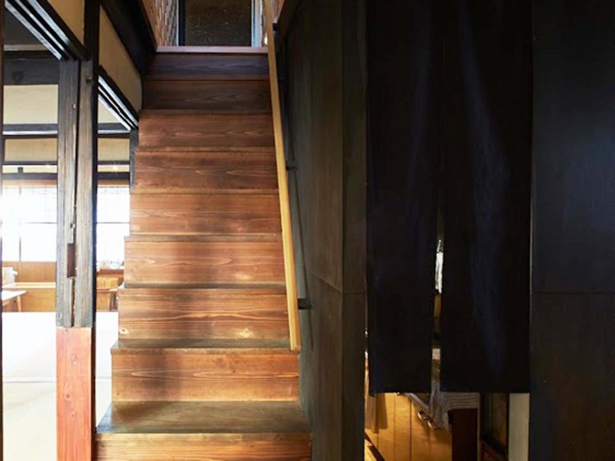 Hostel & Tatami Bar Uchikobare -内子晴れ- Ngoại thất bức ảnh