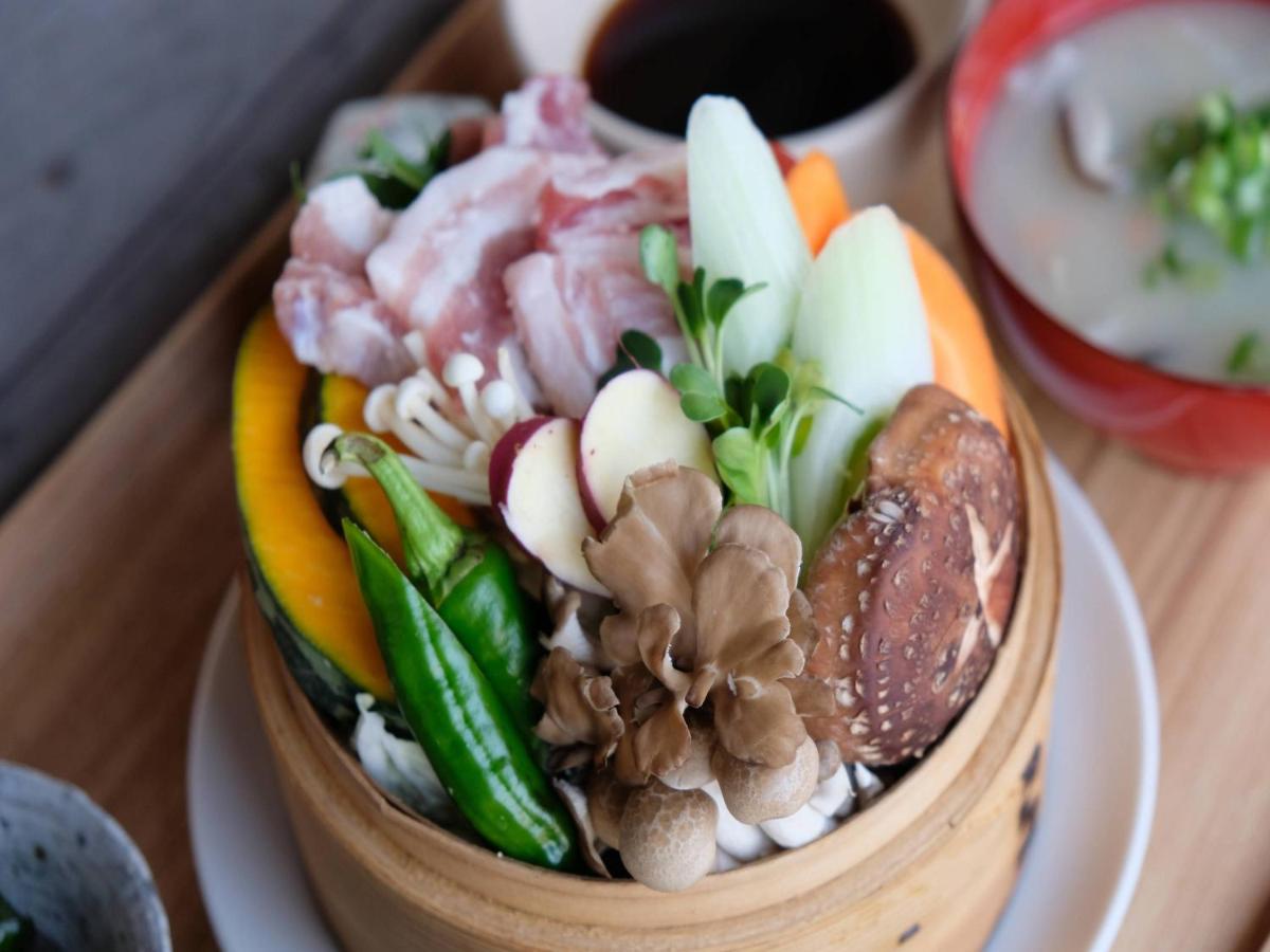 Hostel & Tatami Bar Uchikobare -内子晴れ- Ngoại thất bức ảnh