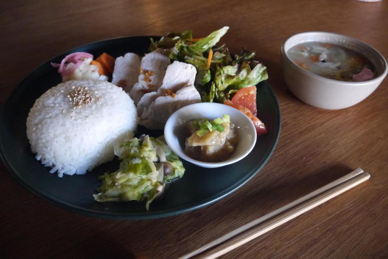 Hostel & Tatami Bar Uchikobare -内子晴れ- Ngoại thất bức ảnh