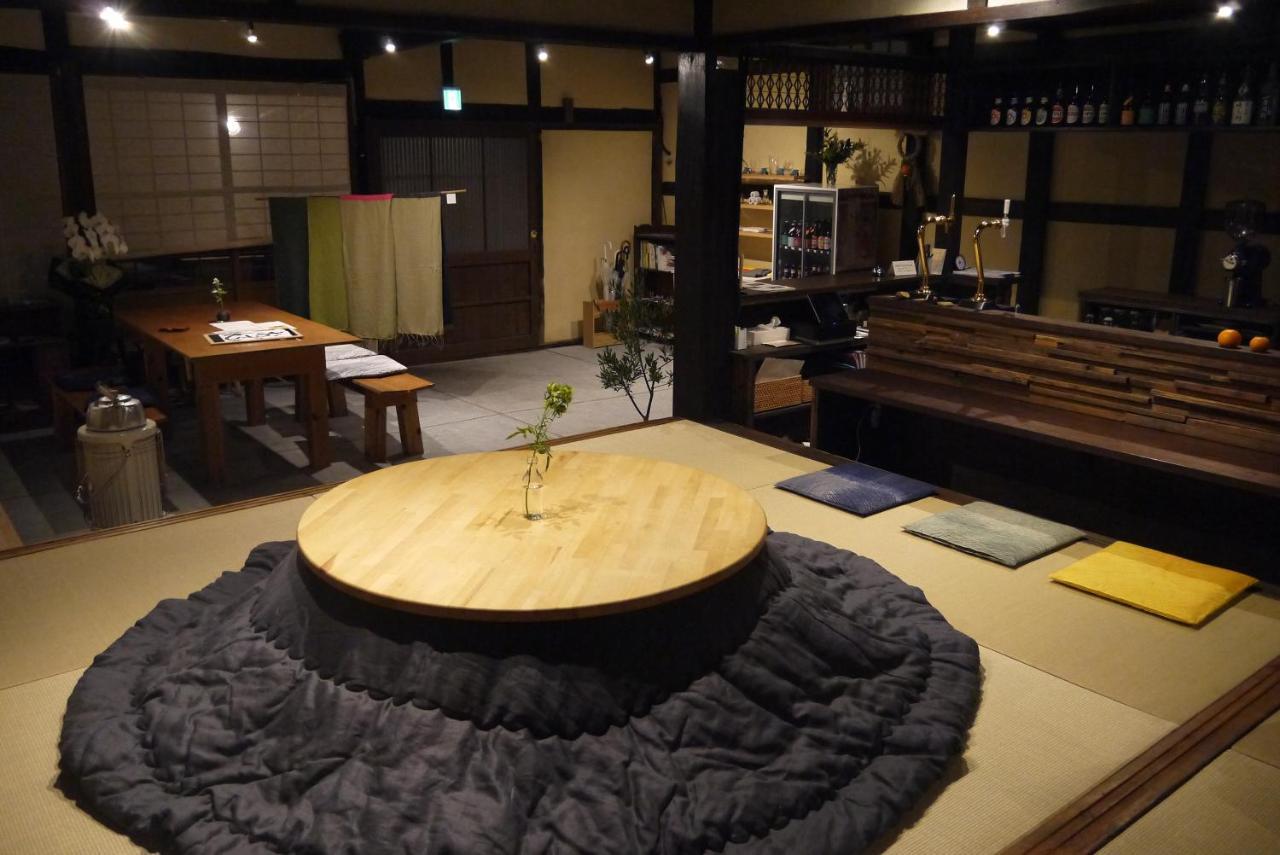 Hostel & Tatami Bar Uchikobare -内子晴れ- Ngoại thất bức ảnh